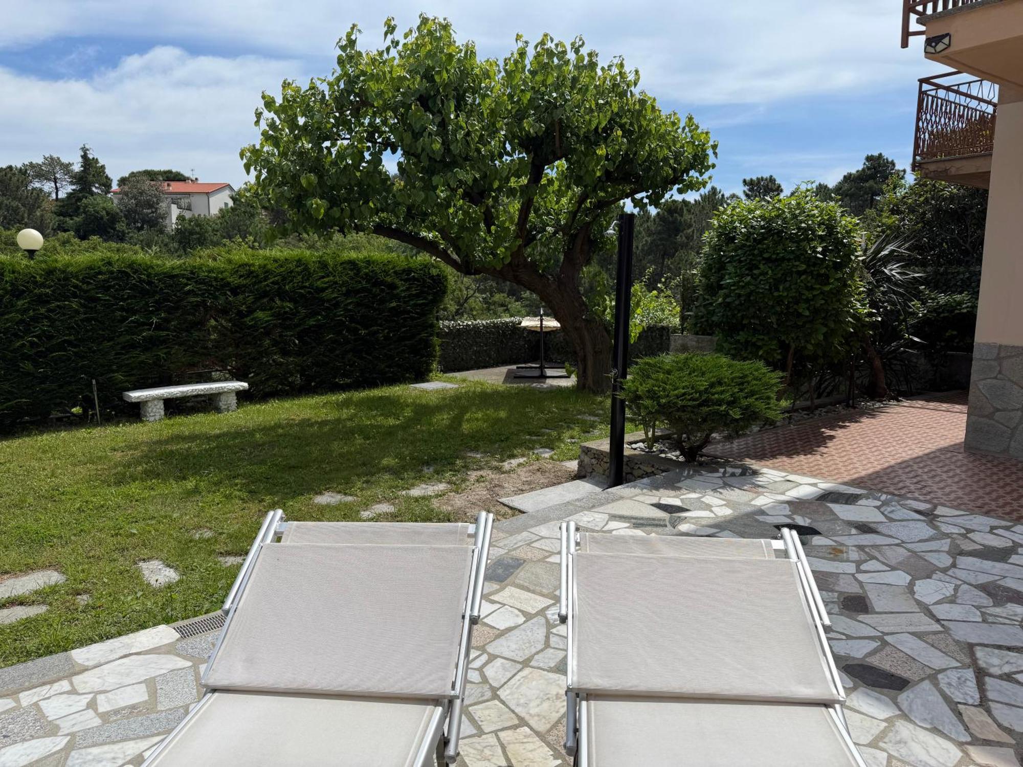Casa Giardino Villa Spotorno Exteriör bild